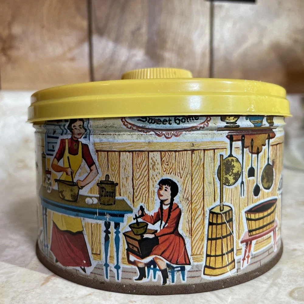 Vintage‎ Mrs. Leland's Butter Bits Candy Tin With Yellow Lid